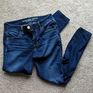 Super comfy (and stretchy) American Eagle jeans!